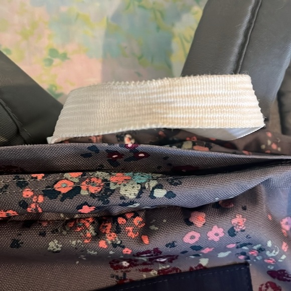 Jansport | Shady Grey Sprinkled Floral Backpack School Books Travel Commute Gym - Picture 11 of 11